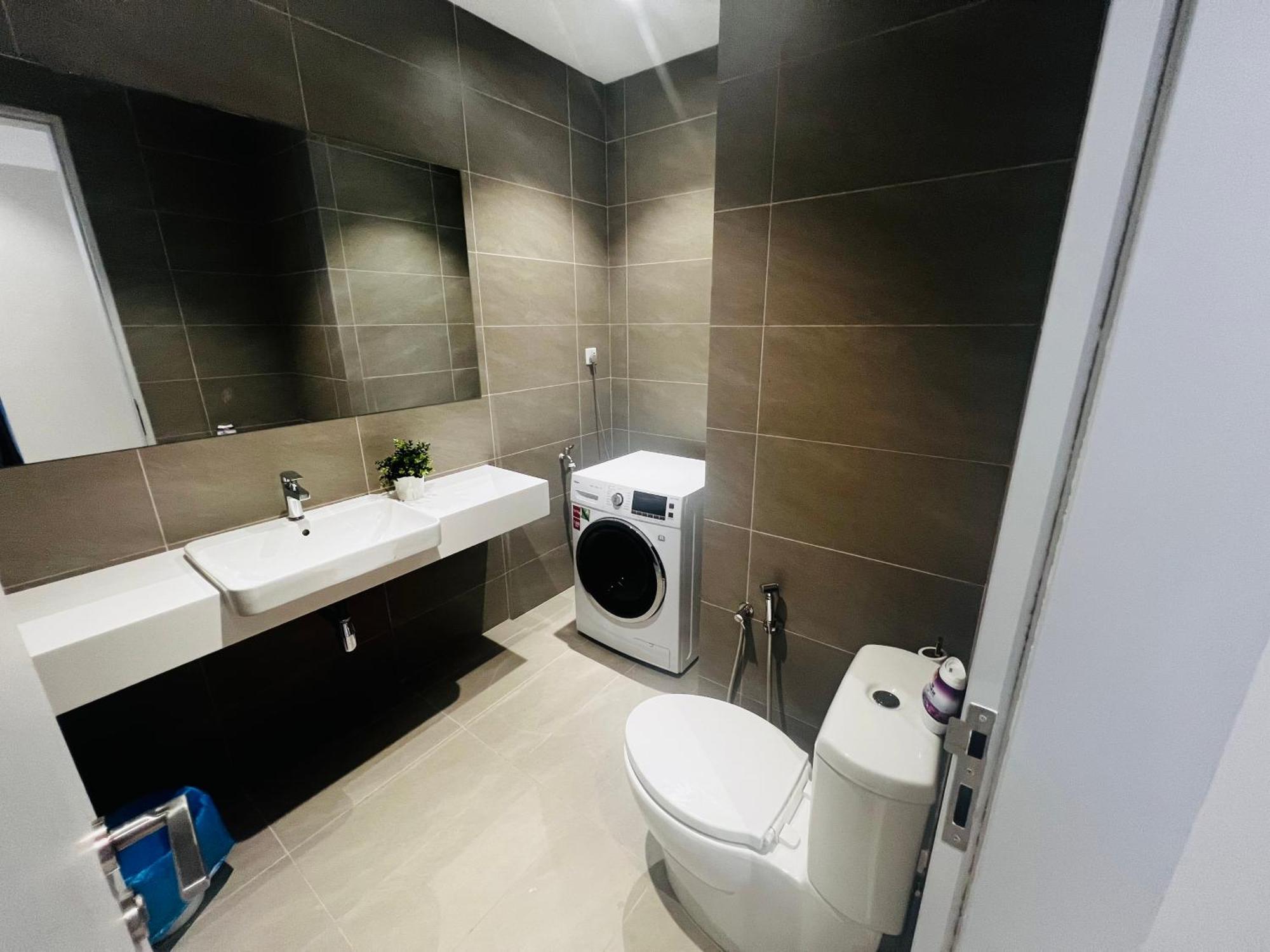 Quill Apartment *